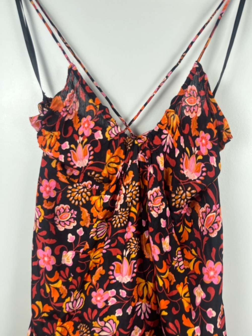 New Free People Women's Black Pixie Cross Back Floral Print Tunic Top Size large - Picture 5 of 12